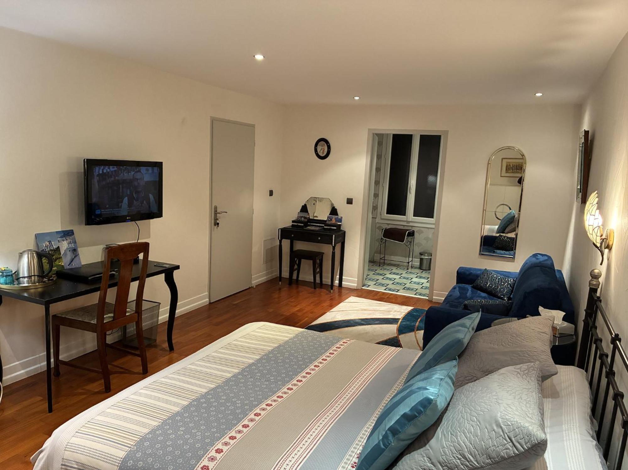 Villa Atmosphere Petit Dejeuner Compris Grenoble Luaran gambar